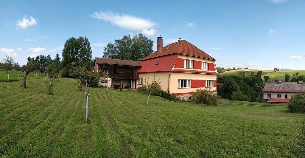 Familiehuis Fuchs Horni Branna Exterior foto